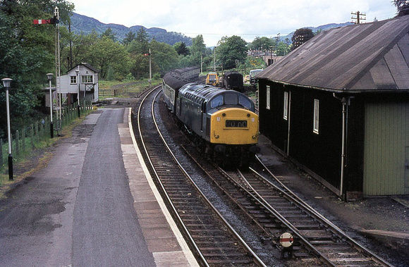 40063 Pitlochry 010676