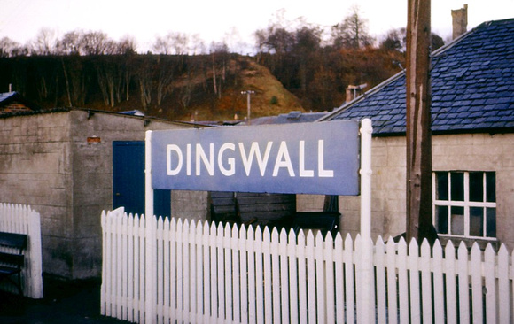 Dingwall station board 1980