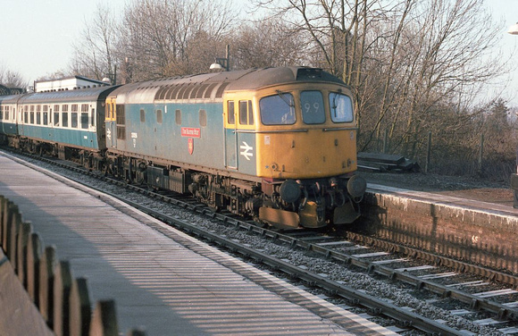 33056 Buxted northbound